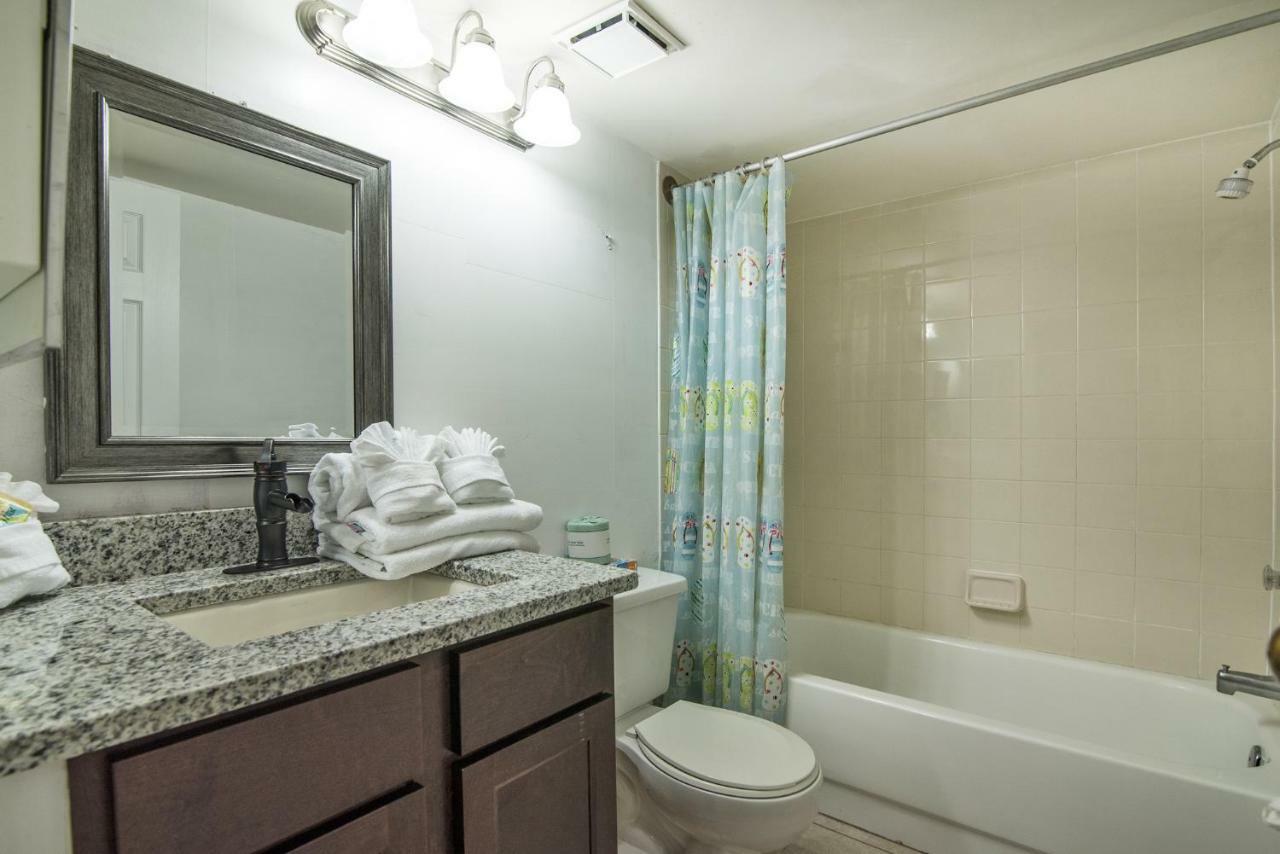 Luxury Shorewalk Water Front 2 Bedroom 2 Bathroom 3Mins Img 5 Mins Beach Bradenton Beach Exterior photo
